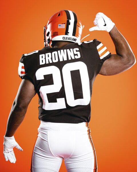 Nfl teams getting cheap new uniforms 2020